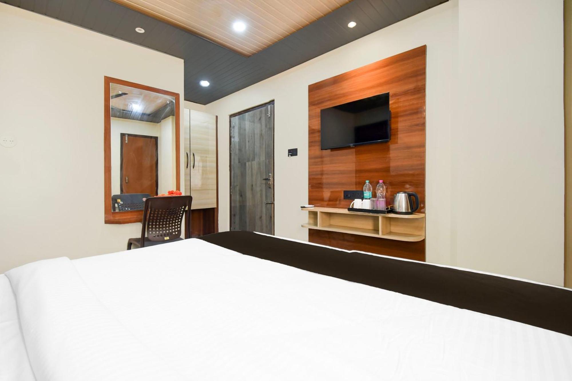 Hotel Super Collection O Sea Formerly Bb Palace 3*